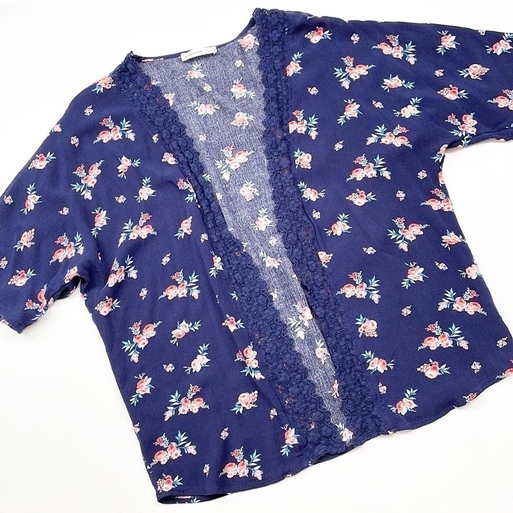 Society 212 navy blue floral print kimono